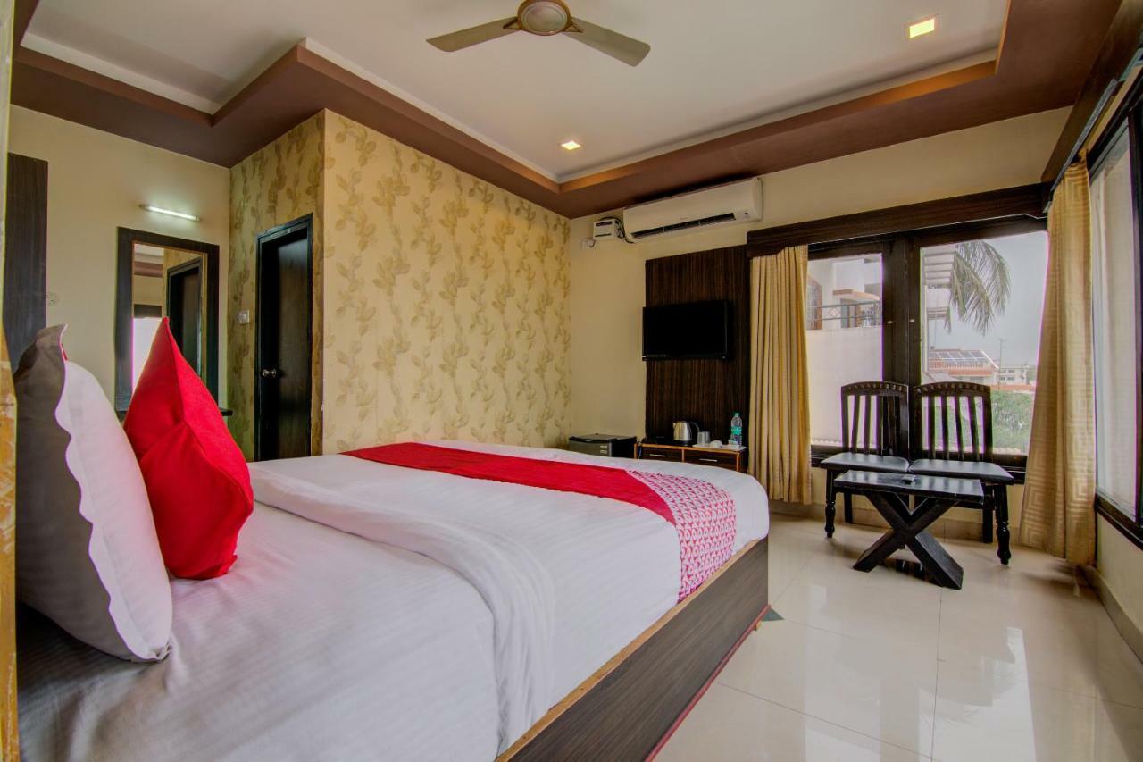 Oyo 16961 Sea Rock Otel Visakhapatnam Dış mekan fotoğraf